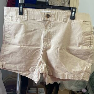 Old Navy Women's Tan Chino Shorts